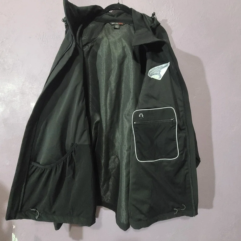 North End Sport Axis 88665 NWT Softshell Mens‎ 3XL Hooded Falcons Logo Jacket